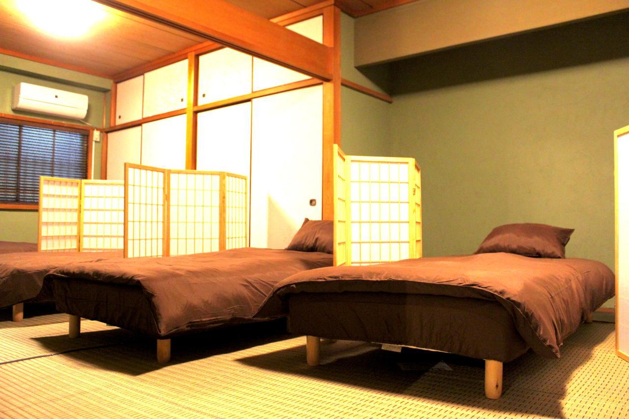 Funtoco Backpackers Namba Hostel Osaka Exterior photo