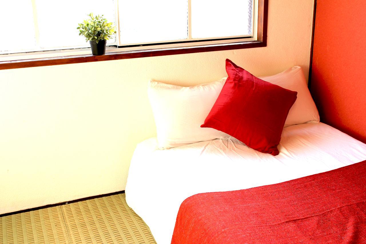 Funtoco Backpackers Namba Hostel Osaka Exterior photo