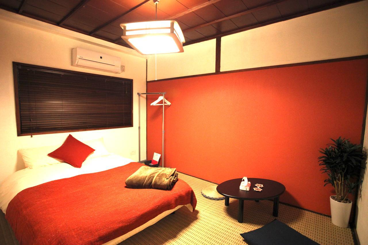 Funtoco Backpackers Namba Hostel Osaka Exterior photo